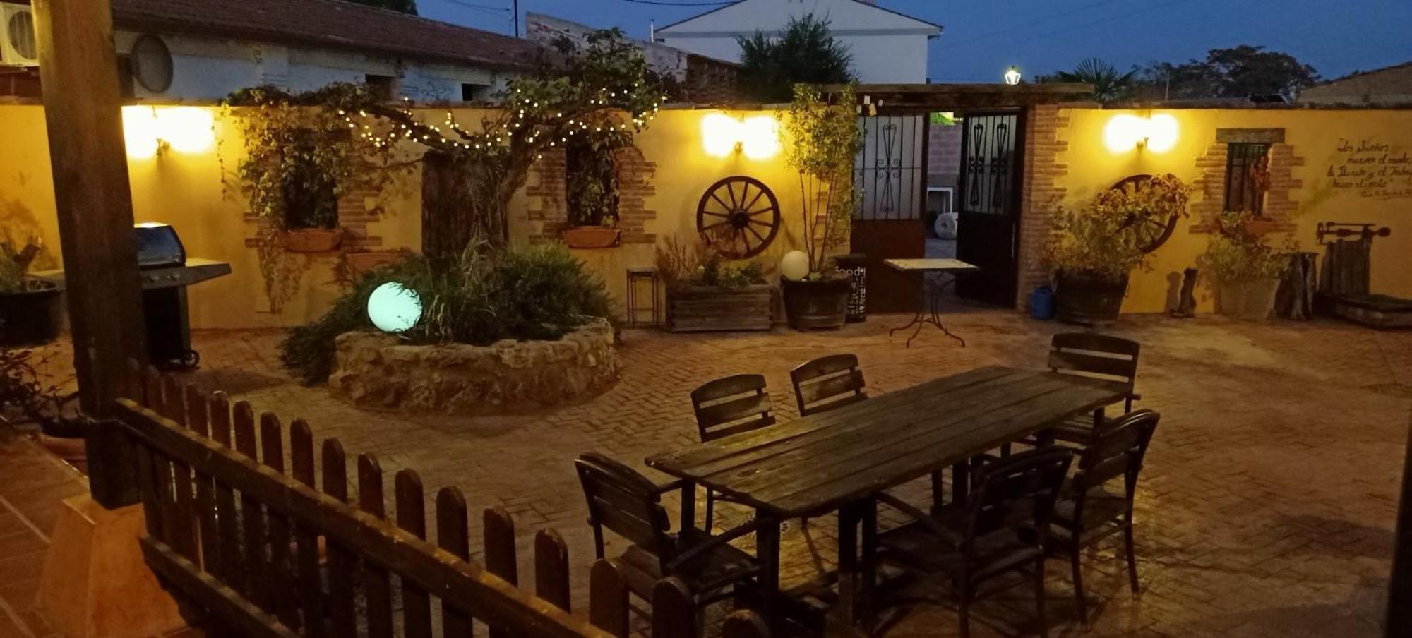 El Tinao De La Petra Guest House Fuentiduena de Tajo Exterior photo